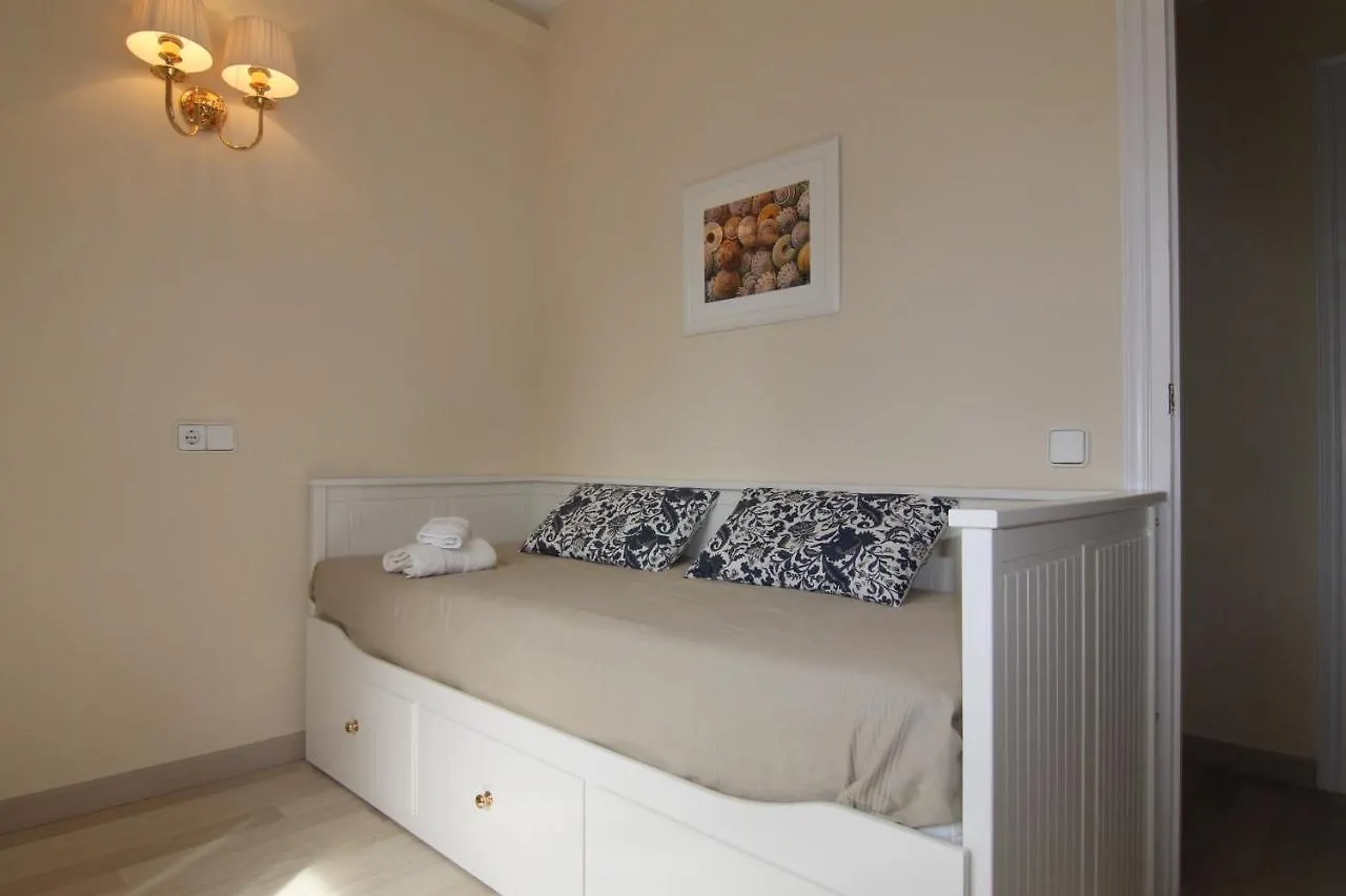 Apartment Rubi: Luminoso Apartamento A 1 Minuto De La Playa Sitges